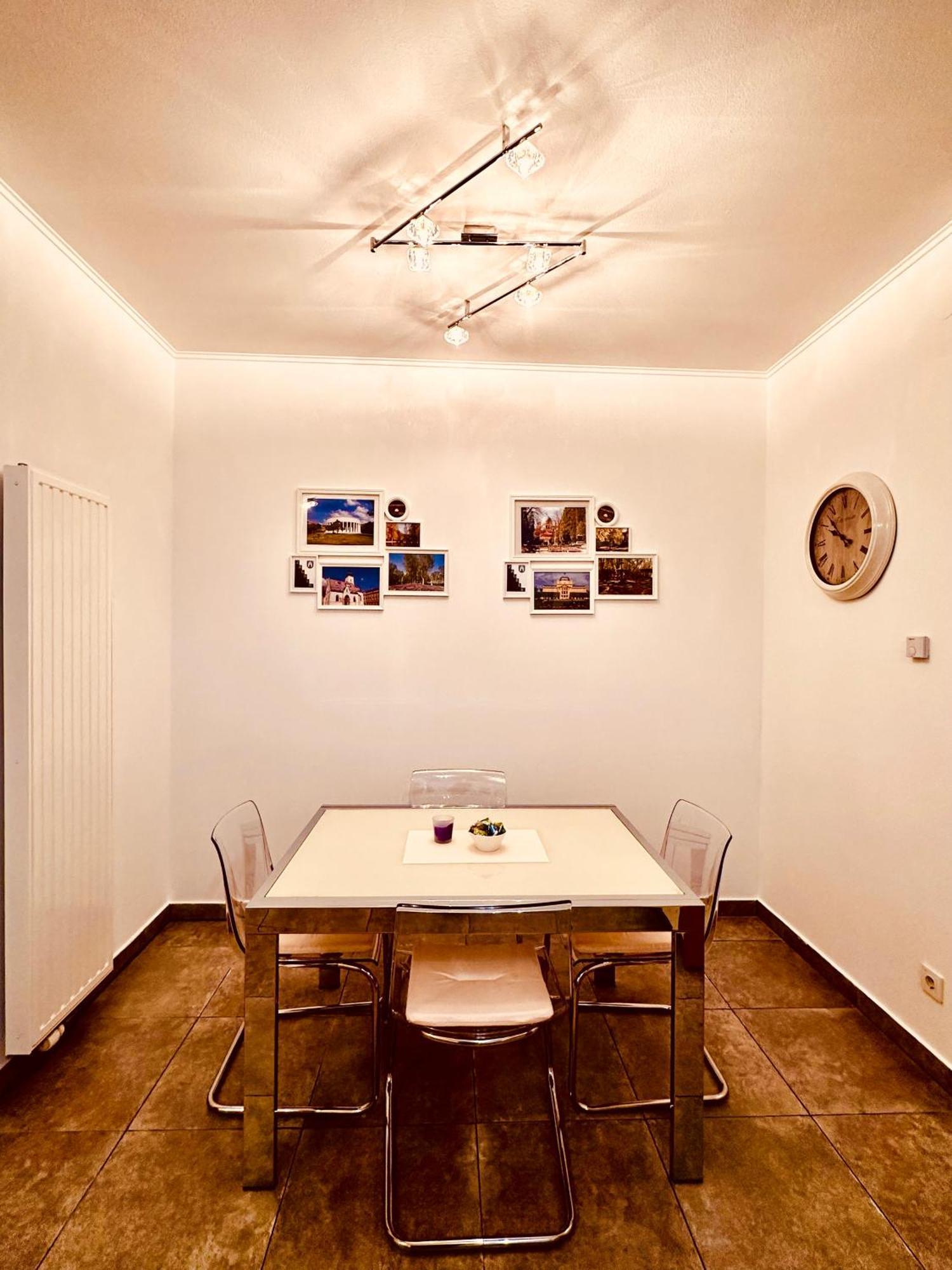 Apartment In Centre Of Zagreb - Lions Den Екстериор снимка